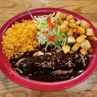 Pollo en Mole Teloloapan